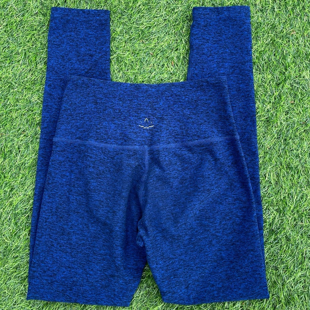Beyond Yoga High Rise Leggings Full Length Size medium Heather Blue Activewear